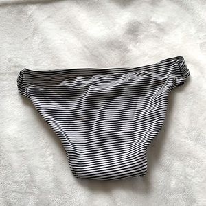 -Dark Navy+White Stripes. Size:XS.Sun-stain Proof